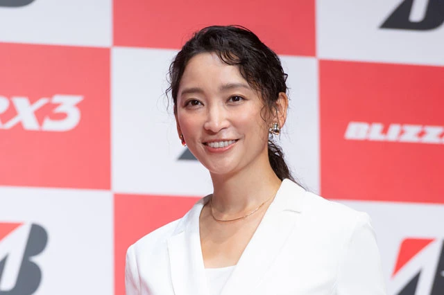 杏がブリヂストン発表会でデビュー２０周年を回顧「最初は１５歳で、月日の長さを感じてます」