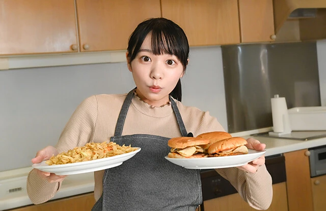 究極のタヌキ顔美少女・椿野ゆうこが語る初グラビアの思い出「実はソロ曲の歌詞にグラビアのことを書きました!」