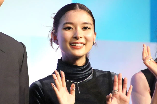 芳根京子が主演映画『Ａｒｃ　アーク』に瞳を潤わせ「あんまり言わないけど、本当に気合いが入っています。この思いが届いたらいいな」