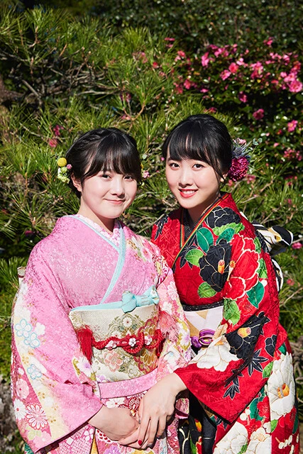 本田望結（右）と本田紗来（左）