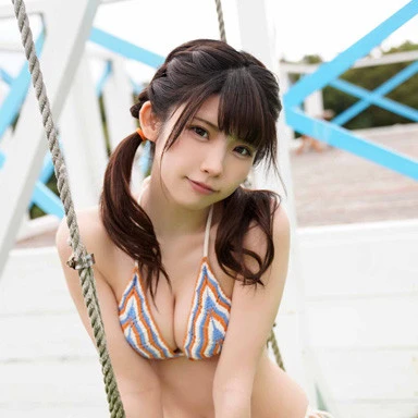 今、『週プレ　グラジャパ！』で最も売れているデジタル写真集は？　３月のベストセラー１位はえなこ！