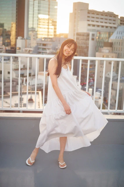 デジタル写真集『WHITE ALBUM~ゼロ~』(撮影/岡本武志)より