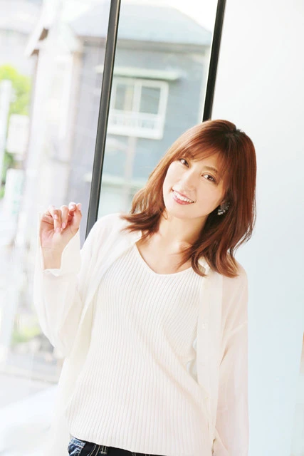 グラビアレジェンド・熊田曜子が『週プレ　プラス！』に登場！「最初から『グラビアやりたい』って事務所に言ってました」