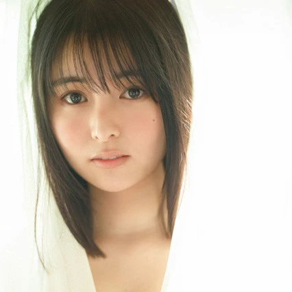 【週プレ　プラス！】『グラビア美女画報～女子のためのグラビア講座』第５回　頓知気さきな