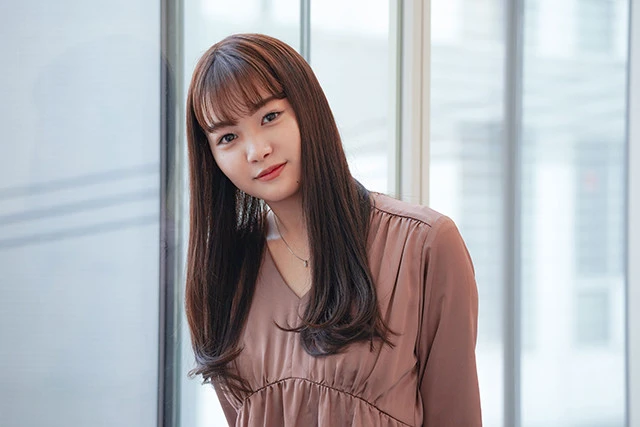 吉澤遥奈が最新デジタル写真集の裏側とグラビアへの想いを語る「グラビア撮影で笑顔がいいと言ってもらえて。それがすごくうれしかったんです」