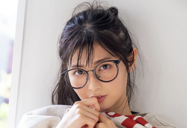 大島璃乃「学生時代は読書漬けの地味な女子だったんです」