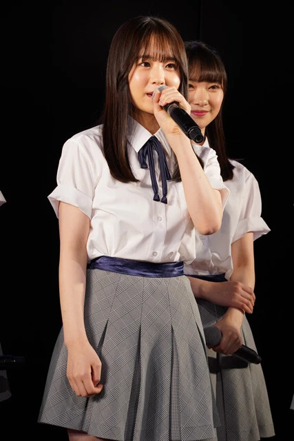 長谷川新奈(はせがわ・にいな)2001年8月8日生まれの20歳、憧れのメンバーは小栗有以、坂口渚沙