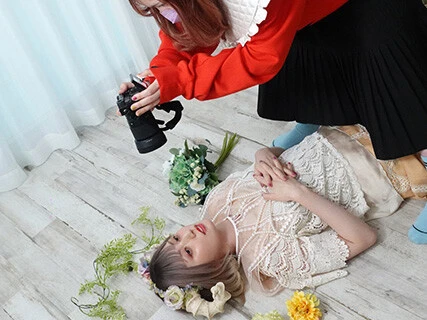 人気声優Machicoと駒形友梨がお互いを撮り合う 第3回(前編)「(駒形には)無垢な顔をしてほしい」【声優トモ写!】