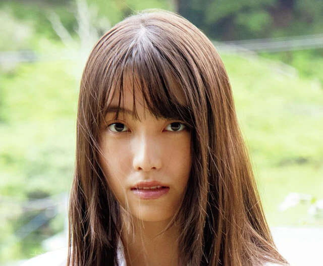 コカ・コーラCMで話題の17歳・福田ルミカが初登場！「最近後輩から 『一緒に写真を！』って言われます」