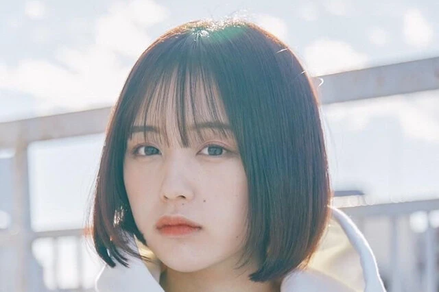 人生初水着にも挑戦したファースト写真集を発売・なえなの「あのちゃんに憧れてこの髪型にしたんです」