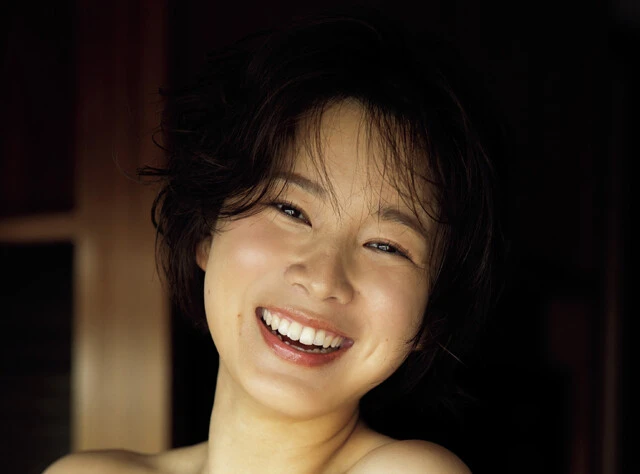 真田まこと、柔らかすぎる９５ｃｍ・Ｉカップの〝暴れ乳〟「たとえるなら、わらび餅の感触です」