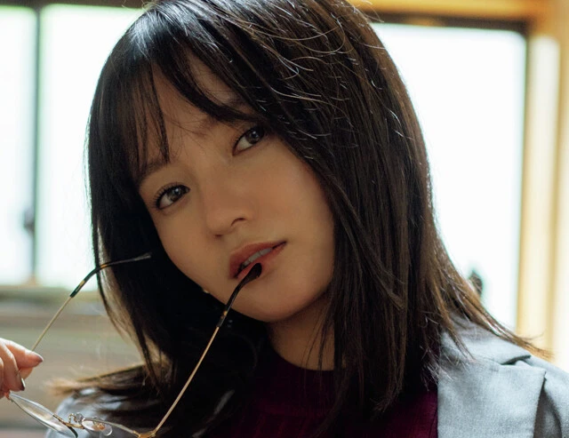 週プレのグラビアは意外にも初登場！　西永彩奈「中１でデビューして、人生の半分以上パンチラしています（笑）」