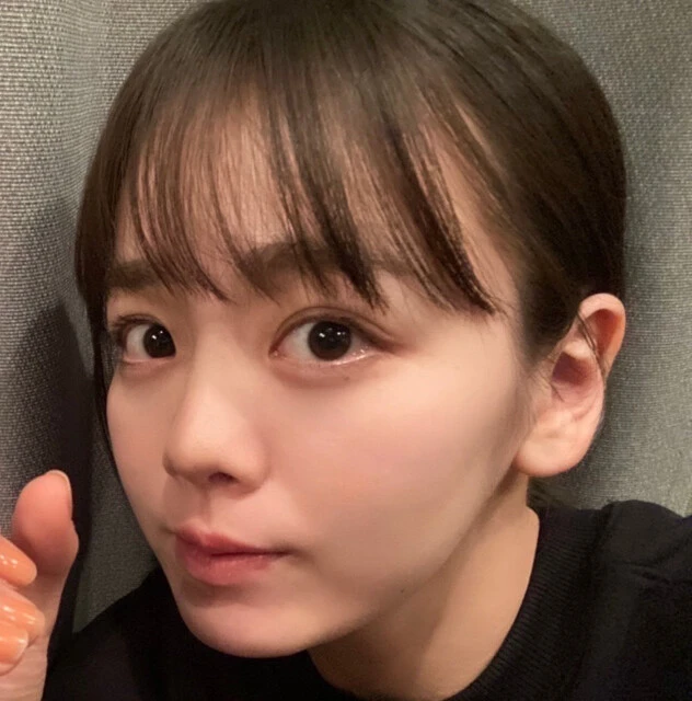 ３冊目となる写真集『Ｒ２２』が発売の伊原六花「初めてのペット、おいっ子に似てかわいいんです」