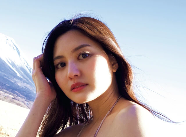 昨年女優デビューを果たして大きく飛躍した林ゆめ「『世界で最も美しい顔１００人』に選ばれている理由は、私にもわかりません（笑）」