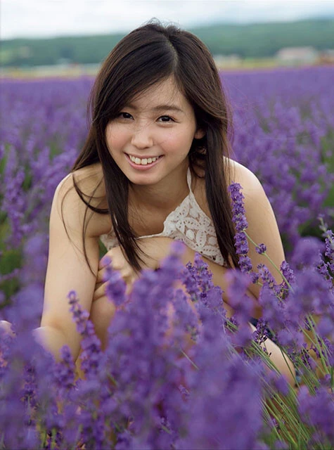 『週刊プレイボーイ』2014年37号(撮影/唐木貴央)より アザーカットがデジタル写真集『旅立ちの日』に収録