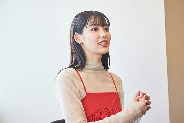 話題の女優・中村里帆