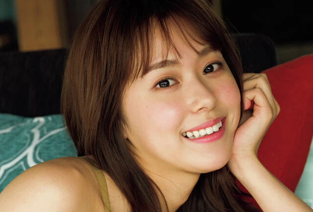 古川 杏が初水着に挑戦！「休みの日はトランポリンを跳びに行きます」