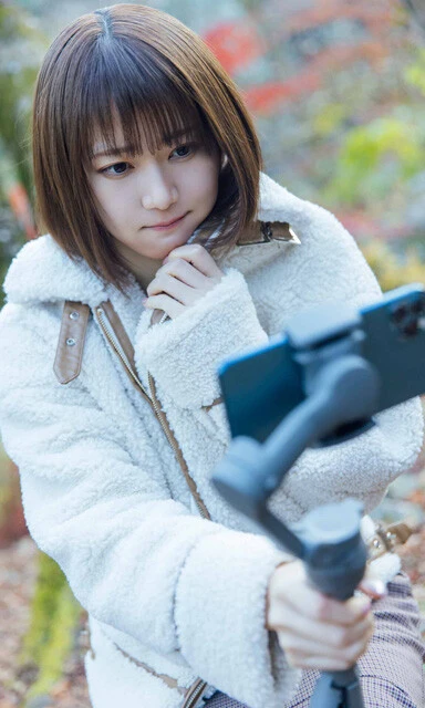 いけちゃん『ありふれない』(撮影/横山マサト)