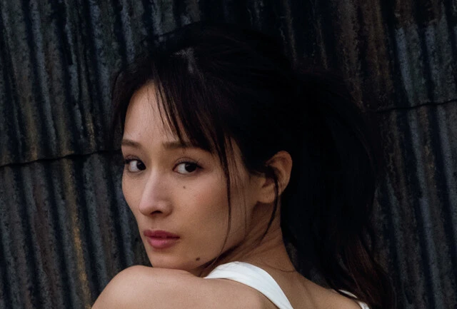 新・国民的巨乳のお姉さん・フミカが再び！「このグラビアで新しいスタートを切るために、神戸から引っ越しました」