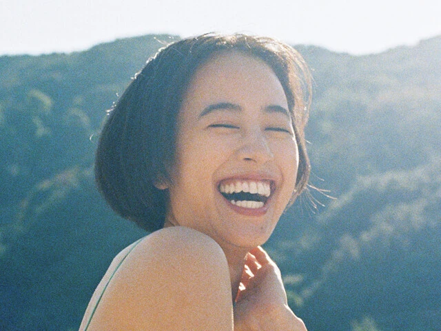 映画の新人賞を総なめにした、今、最も注目される透明女優の石橋静河「ふと家族のことを考えたら、なぜかふたりで涙を流していて」