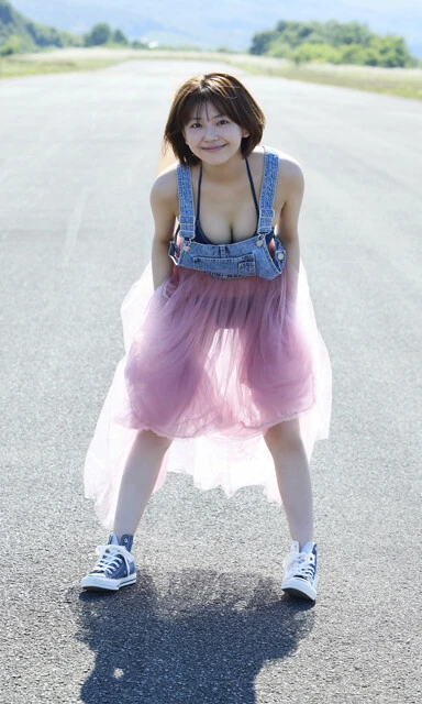 【デジタル限定】大熊杏優写真集『ねぇ、そろそろ“あゆ”って呼んで欲しいな♡』　（Ｃ）Takeo Dec.／集英社