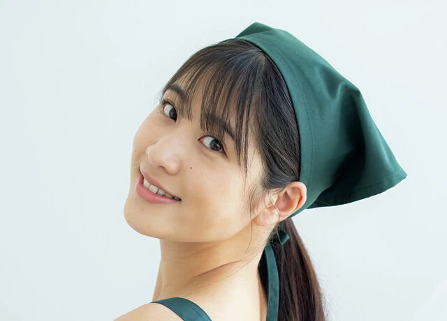 岡本杷奈「去年５月まで、スーパーで毎日レジを打っていました」