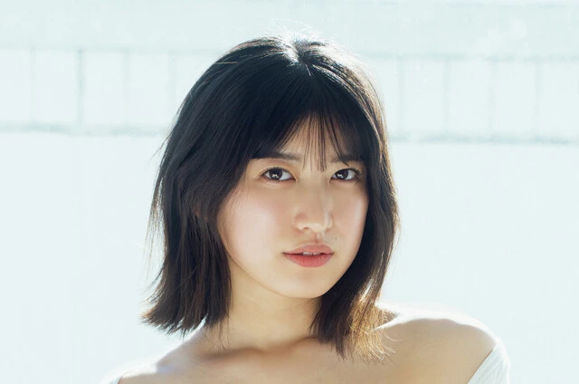 ＡＫＢ４８の隠れた逸材・吉田華恋がサプライズ初水着「水着グラビアは一生することないと思ってました」