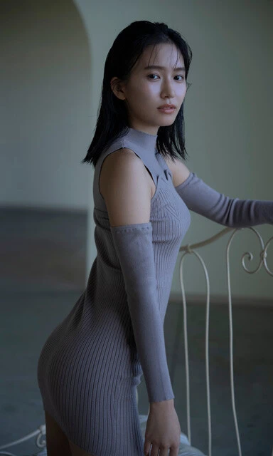 デジタル写真集『日本一かわいいお姉ちゃん~prologue~』(撮影/中村和孝)より。過去最高に大人な「ねねまる」が見られるとか? 完全版は『週プレ プラス!』でチェック!