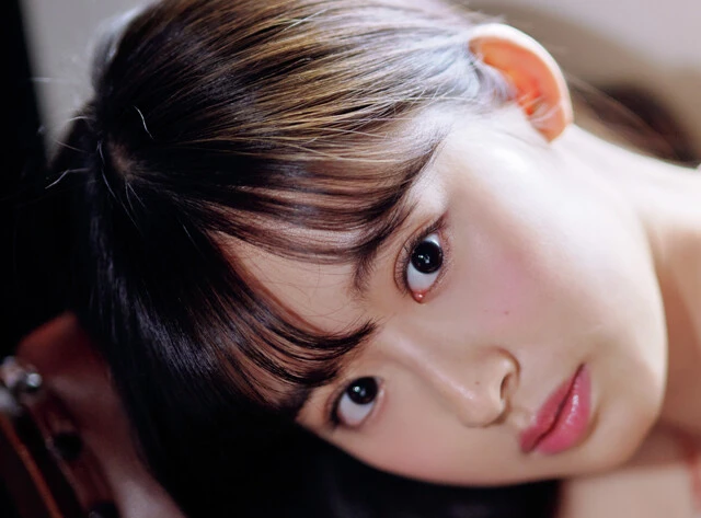 『仮面ライダーリバイス』出演の井本彩花登場！「引かないでください......服がピラミッドのように......」