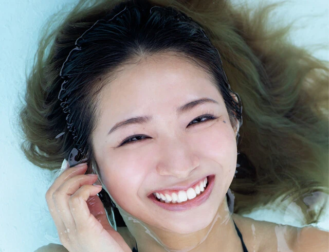 『K-1 GIRLS』の超絶スタイル美女・うららが初登場「オンリーワンで超ビッグな存在になりたいです！」