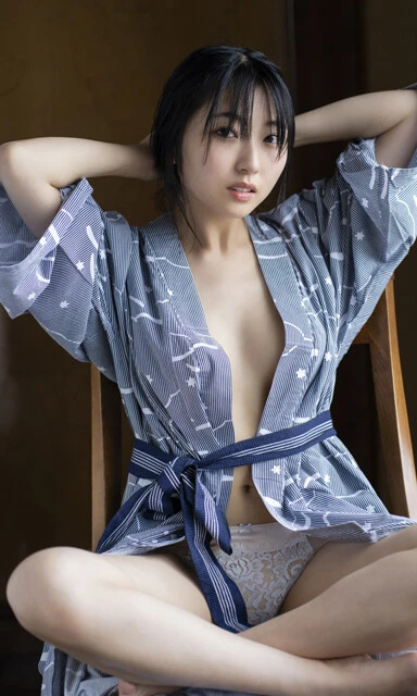 【デジタル限定】つじかりん写真集『女優、つじかりんの決意』　（Ｃ）栗山秀作／集英社