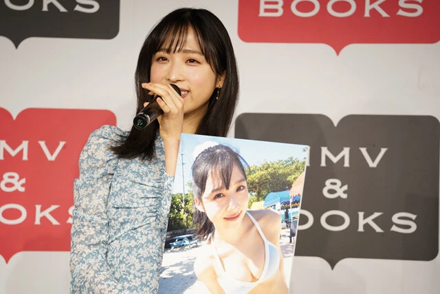 初水着について照れながら話す小栗