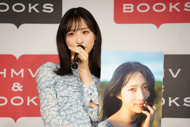 素顔がテーマということですっぴんも披露