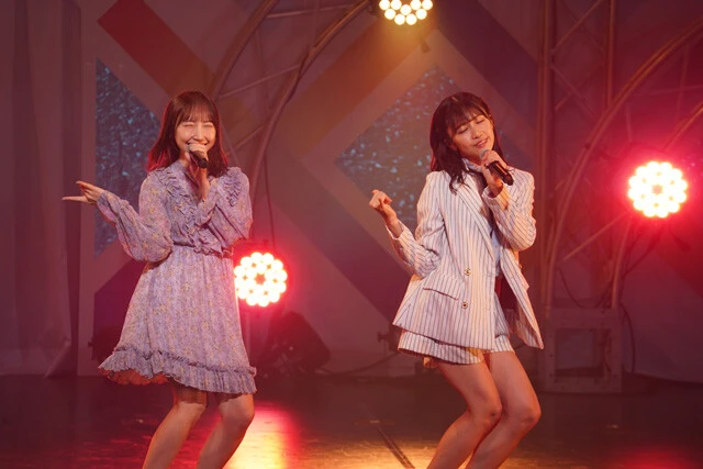 卒業生の薮下楓と磯貝花音がかけつけた