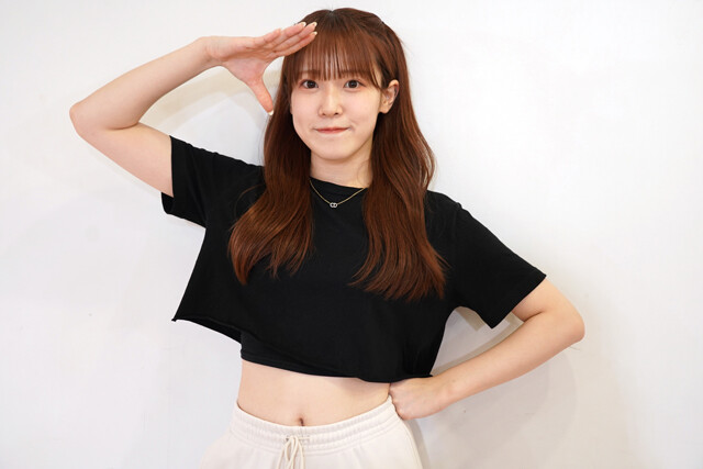 吉田菜々世　担当カラーは紫