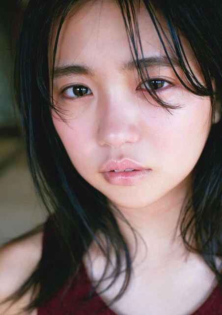 大原優乃『吐息』より
