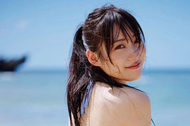 『週プレ グラジャパ！』でいま最も売れている写真集は？　８月のベストセラー１位は、横野すみれ！