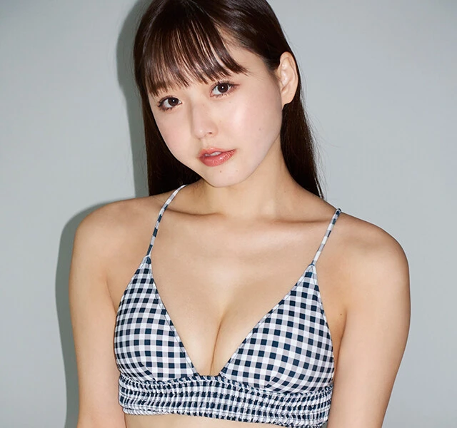 色白肌の"癒し系&あざとカワイイ"グラドル・坂元誉梨【北川昌弘のピックアップガール:2022年9月】