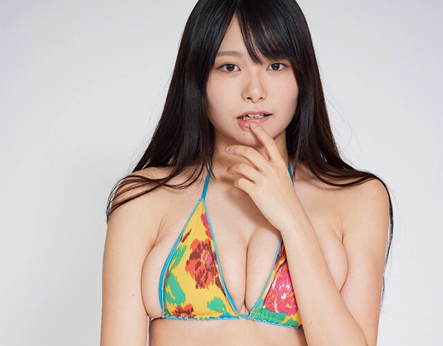 奇跡のグラマラスボディ・桜井木穂「バラエティ番組でも着た大切な一着！」【撮影会で反響のあった水着３選】