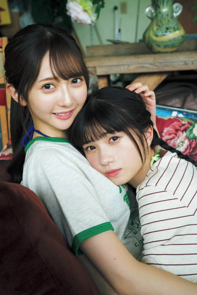 『週刊プレイボーイ』のグラビアに登場した谷崎早耶(左)と菅波美玲(右)