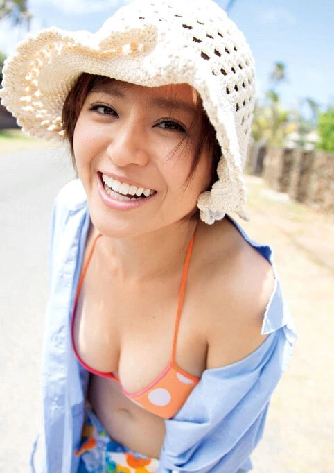 鈴木ちなみファースト写真集『ちなみに...。』/撮影:唐木貴央