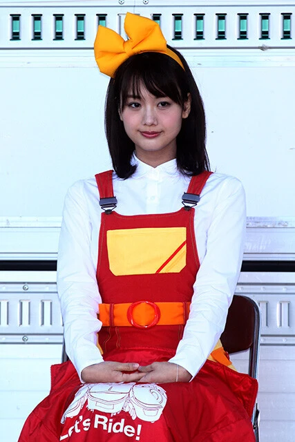 1995年4月23日生まれ、福岡県出身。青山学院大学文学部卒業後、2018年にフジテレビに入社。学生時代は英語サークルに所属しており、語学堪能。現在の主な担当番組は『めざましテレビ』『ホンマでっか!?TV』など