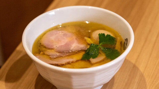 『特製鶏塩ラーメン』（１０５０円・税込）のネギ抜き