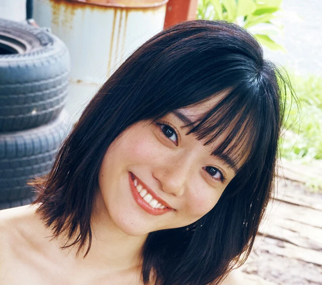 チーム最年少、19歳のレースクイーン・涼雅「初音ミクちゃんと同じレースクイーン衣装を着られるってすごいです！」