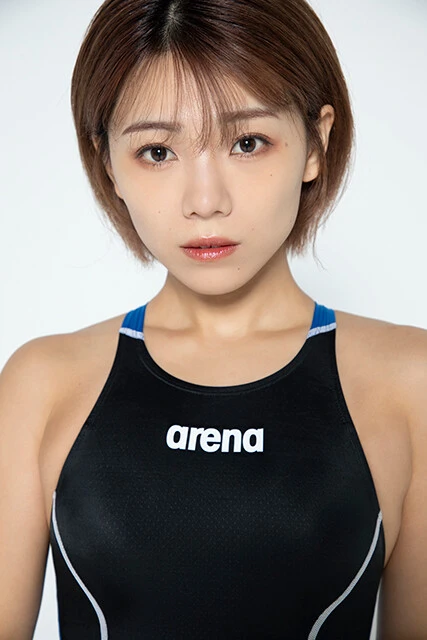 ショートヘアがエロかわいいお姉さんグラドル・大川成美ちゃん