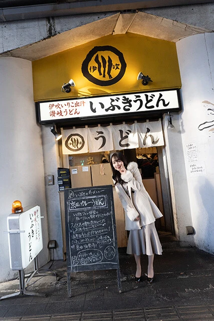 【デジタル限定】木戸衣吹＆石飛恵里花フォトブック～特装合本版～　価格:1760円（税込）