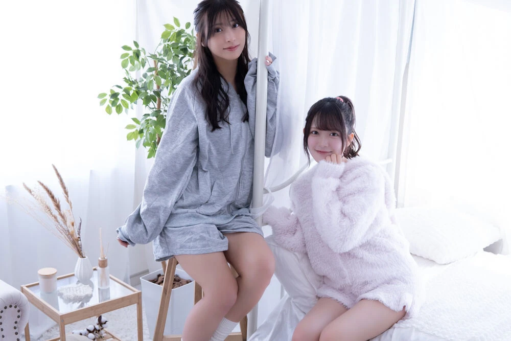 人気声優・根岸愛と反田葉月がお互いのグラビアを撮影！「わくわくが止まりませんねぇ」【声優トモ写！】