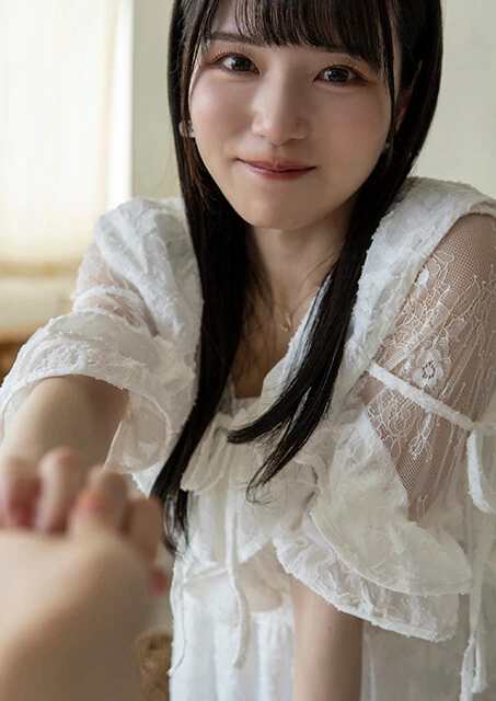 【デジタル限定】荒井瑠里フォトブック『羽の横側』