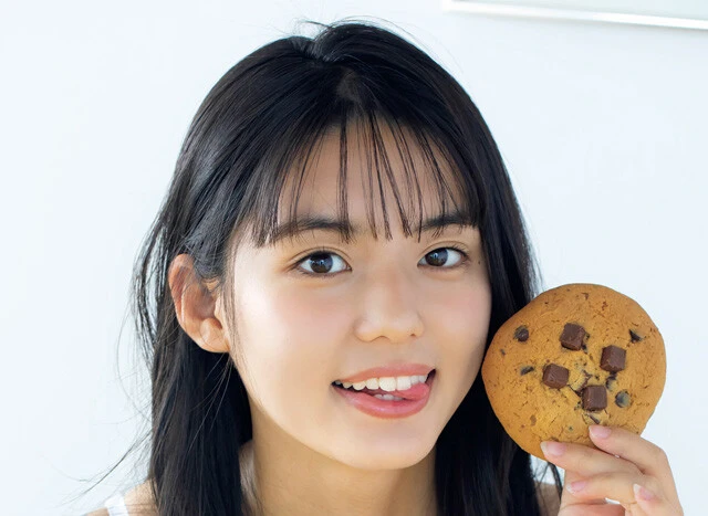 「制コレ22」準グラの松島かのんが水着グラビア登場！「クレーンゲームでぬいぐるみゲットにハマってます」