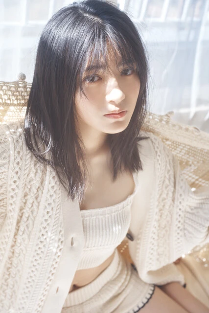 『週刊プレイボーイ』のグラビアに登場した平川結月